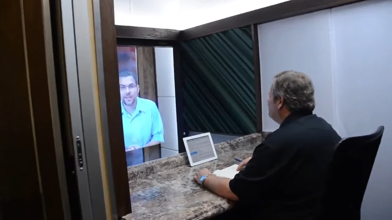 Private Remote Banking Consultation Room | Live Video Customer Service
