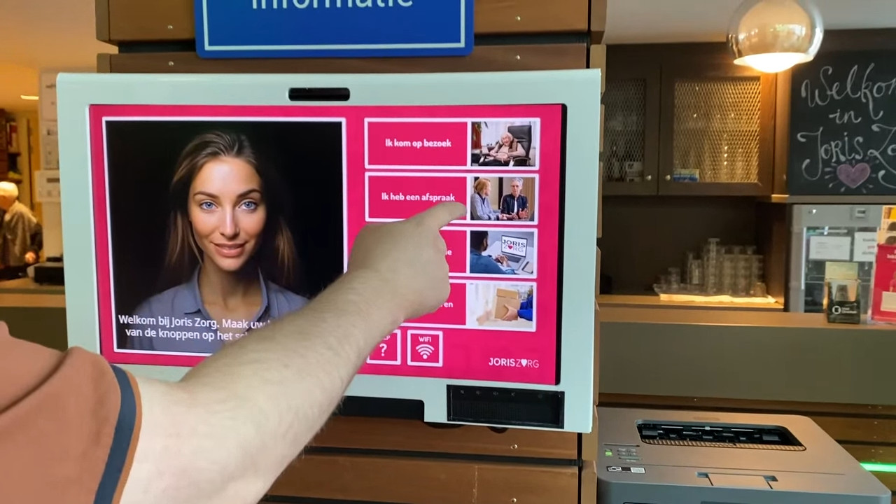 Digitale Receptiekiosk voor Zorginstellingen | Bezoekers, Afspraken & Wayfinding