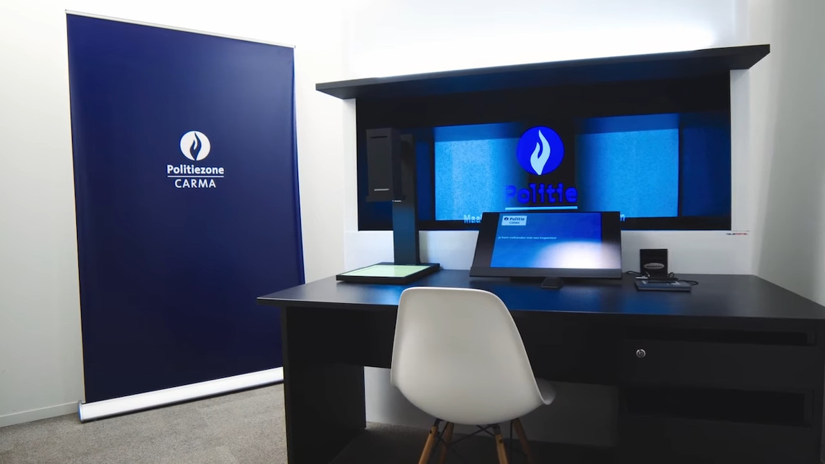 Teleportel kiosk integrated into a business process